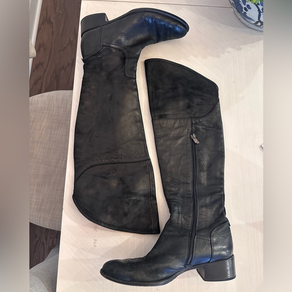 Alberto Fermani Black Leather over the knee Boots sz 40